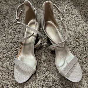 Elegant Gold Strappy Heels Size 9